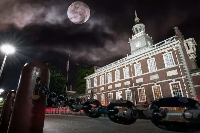 Halloween Trolley Tour "Terror Beyond the Walls" - The Entertainment and Atmosphere