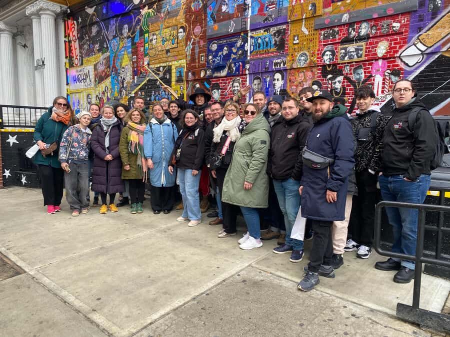 Harlem Tour in French and meet Harlem artist Paul Déo - What’s Included and Practical Details