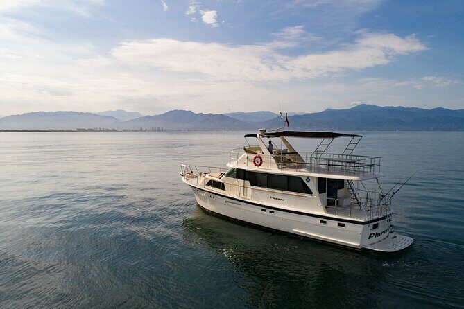 Hatteras 58-61' Luxury Yacht in Puerto Vallarta & Nuevo Nayarit - Pricing & Value Analysis