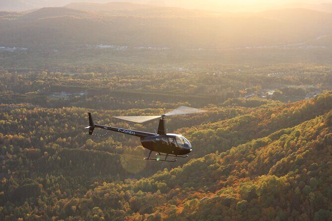 Helicopter Tour Over Mont-Tremblant 70KM ( 20 min ) - The Sum Up