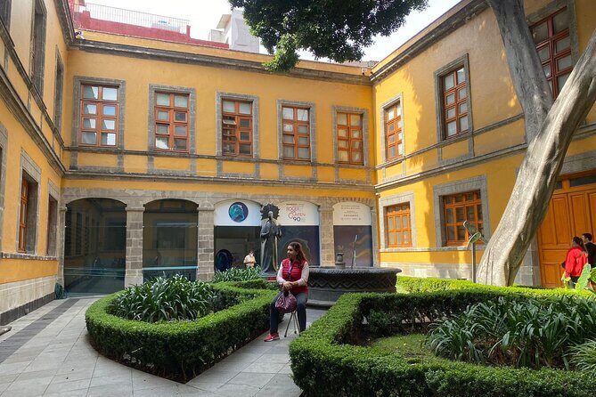 Heroines and Villains in the History of New Spain - A Detailed Look at the Experience