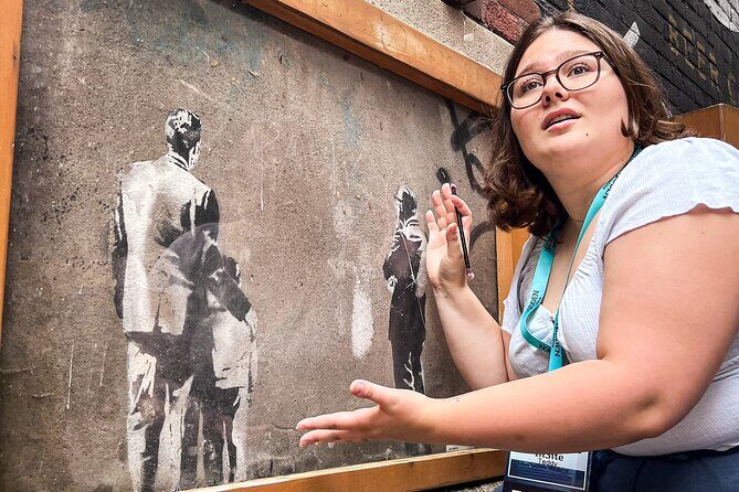 Hidden Toronto Walking Tour and Discover the City Quirky Secrets - Who Will Love This Tour?