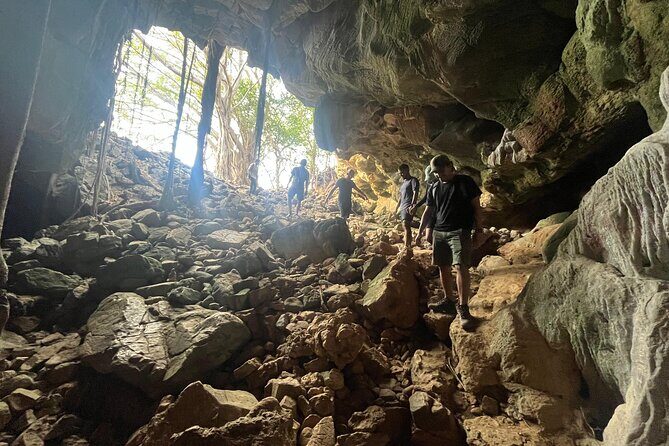 Hiking in the Tiger Cave - Why You Should Consider This Tour