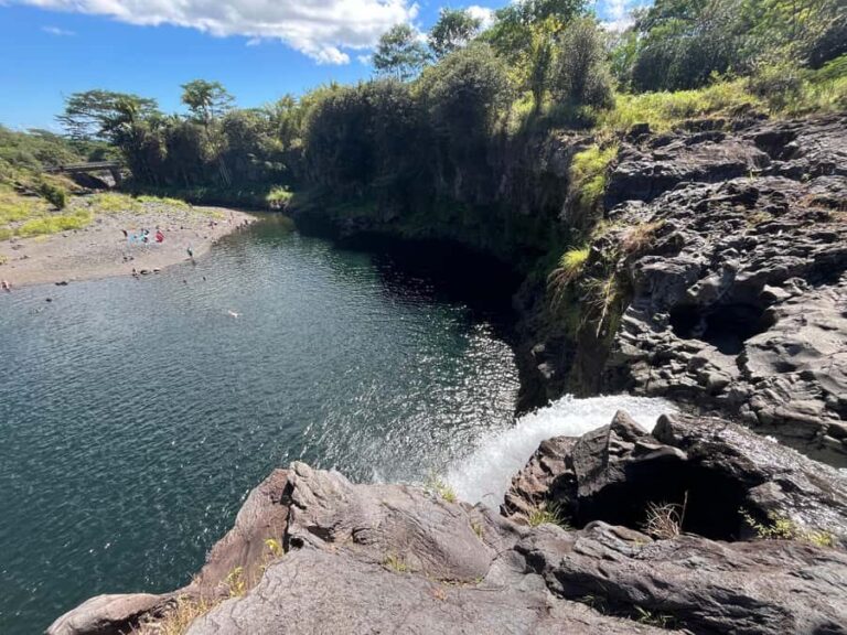 Hilo: Waterfall Hike and Swim with Native Hawaiian - The Waterfalls: Wainuenue, Peepee, and Waiale