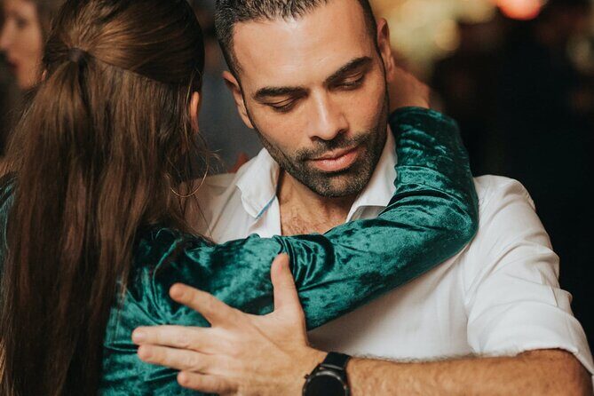 Holbox Salsa Lovers Dance Experience - Who Will Enjoy This Experience?