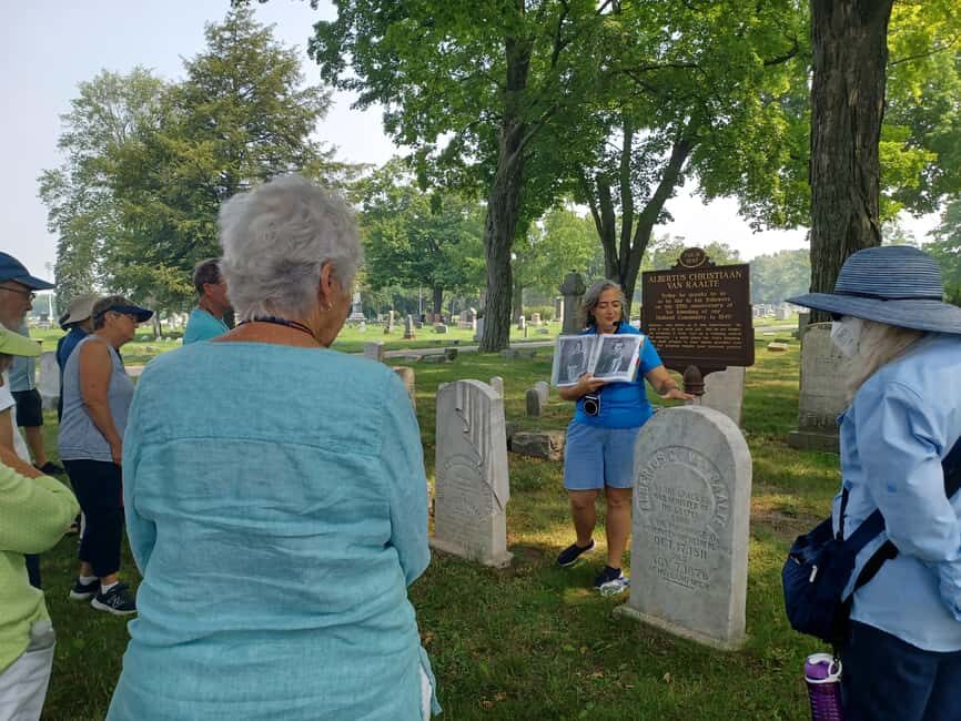 Holland: Pilgrim Home Cemetery Walking History Tour - Why This Tour Offers Good Value