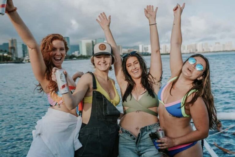 Honolulu: Paradise Waikiki Sunset Cruise - Practical Considerations