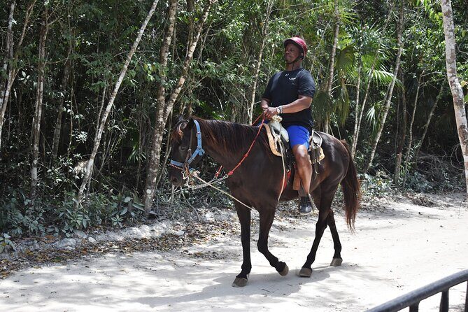 Horseback riding Tour with ATV circuit, ziplines and Cenote - The Value Proposition