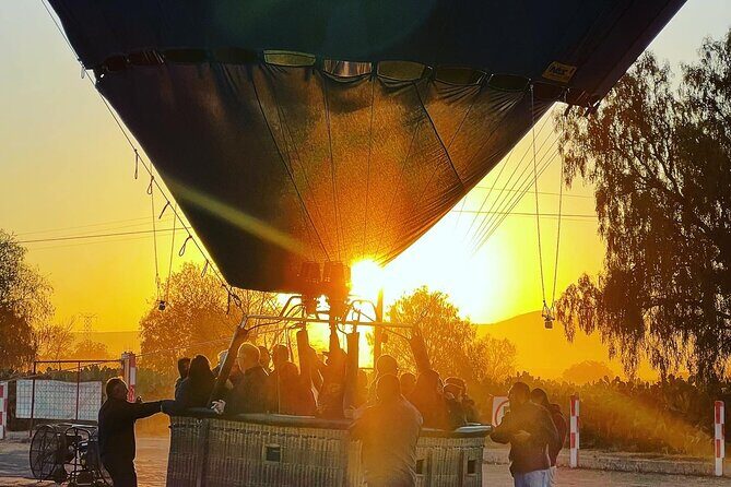 Hot Air Balloon Ride Over Teotihuacan With Guided Tour And Cave - Practical Tips for Your Trip