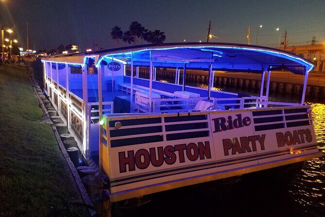 Houston Party Boats Rental - Who Will Love This Experience?