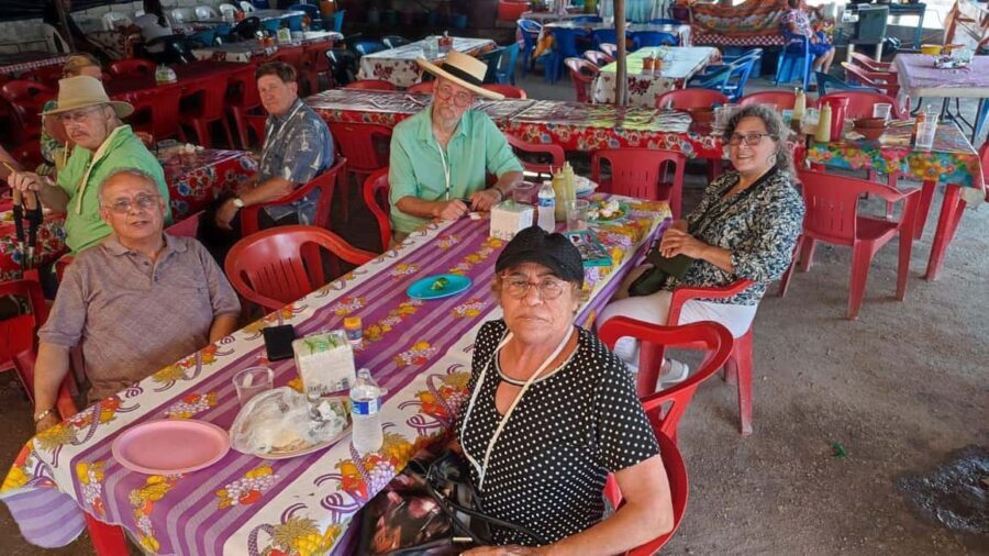 Huatulco: Mexico City Guided Taco Tasting Tour with Drinks - Itinerary Breakdown: What to Expect