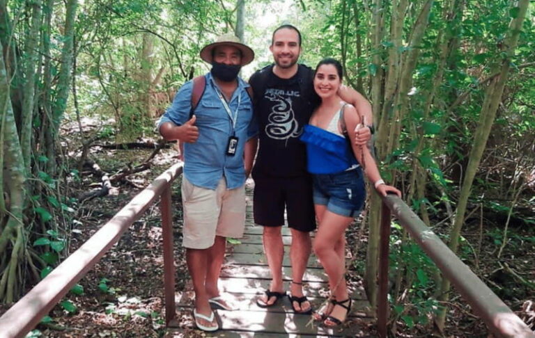 Huatulco: National Park Hiking and Snorkeling Tour - Snorkeling and Swimming at Cacaluta Bay