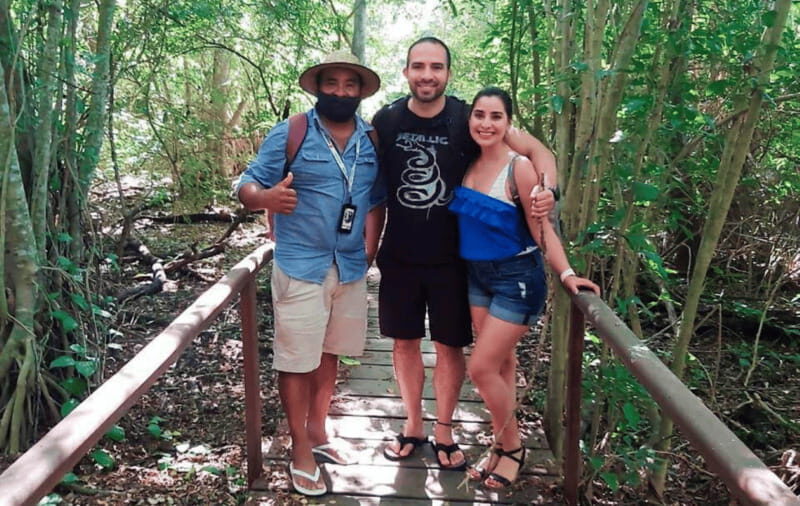 Huatulco: National Park Hiking and Snorkeling Tour - Snorkeling and Swimming at Cacaluta Bay