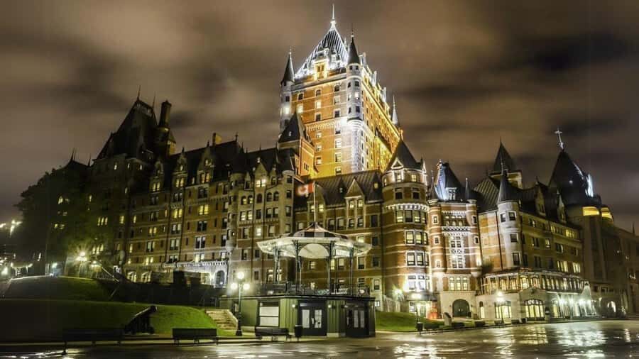 Immortalize your visit to Old Quebec with a passionate photographer - The Photography Experience