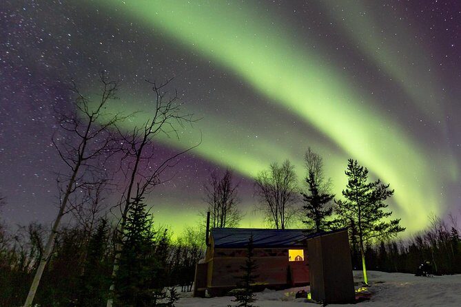 Intimate Aurora Tours Cozy Cabin Bucket List - The Aurora in All Its Glory