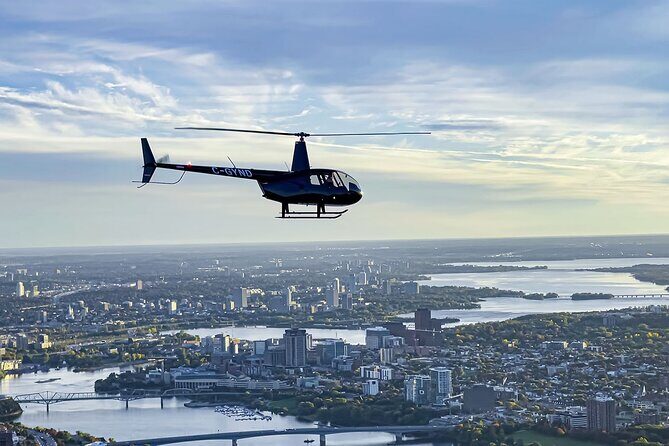Introduction to helicopter piloting in Gatineau-Ottawa - Why This Tour Might Be Perfect for You