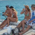 Isla Mujeres Basic Trip with Snorkel and Open Bar - Isla Mujeres: The Heart of the Day
