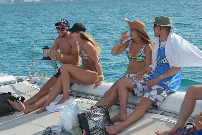 Isla Mujeres Basic Trip with Snorkel and Open Bar - Isla Mujeres: The Heart of the Day