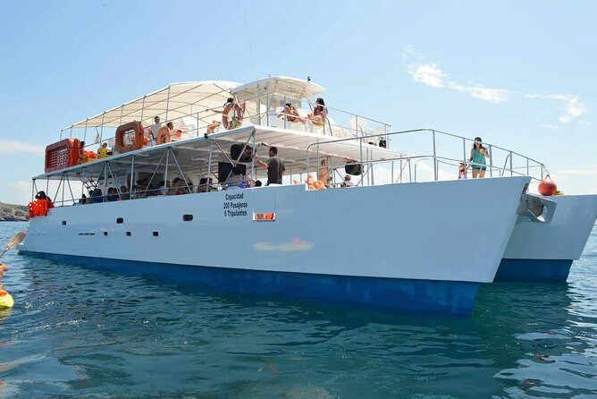 Islas Marietas - Incredible Tour Catamaran from Puerto Vallarta - The Return Leg: Relaxed and Entertaining