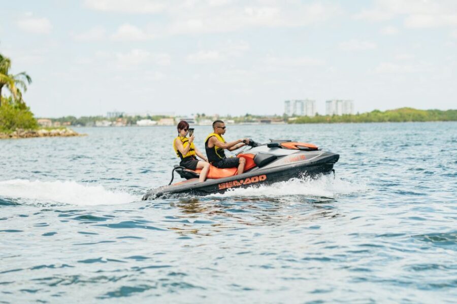 Jet Ski Miami : Experience the Ultimate Water Fun ! - Is It Worth the Price?