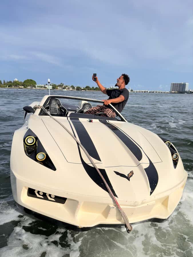 JetCars Miami Beach & Free Boat Ride + $250 Due At Check in - Who Should Consider This Tour?
