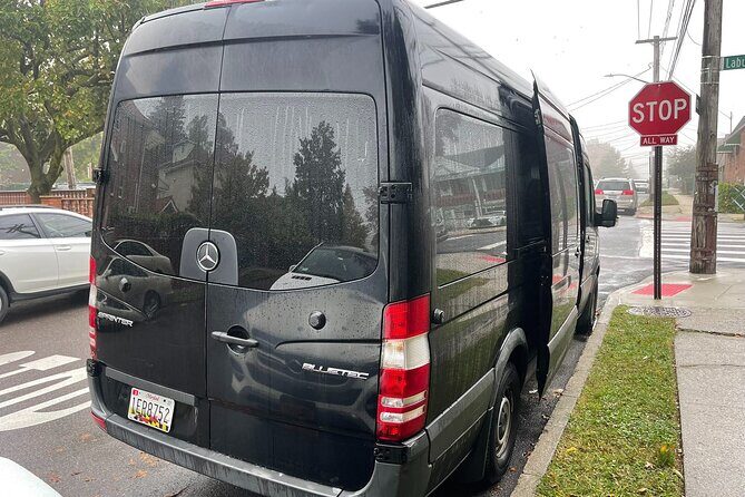 JFK/LGA/EWR to Manhattan Private Transfer - Up to 14 Pax - The Details: An In-Depth Look