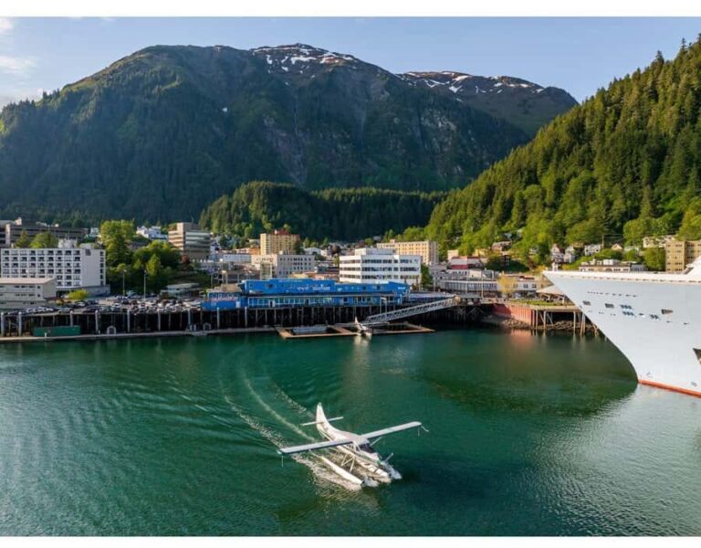 Juneau: 5-Glacier Flightseeing Discovery by Seaplane - The Details: What Makes This Tour Stand Out?