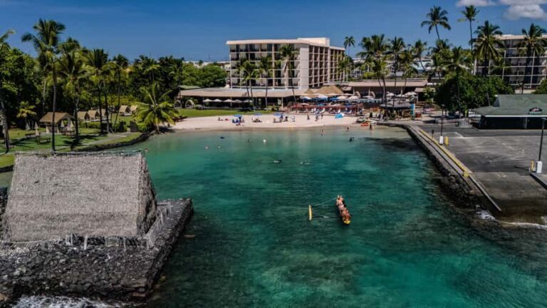 Kailua Bay: Outrigger Canoe Ride with Cultural Insights - The Guide and the Stories That Bring It All Together