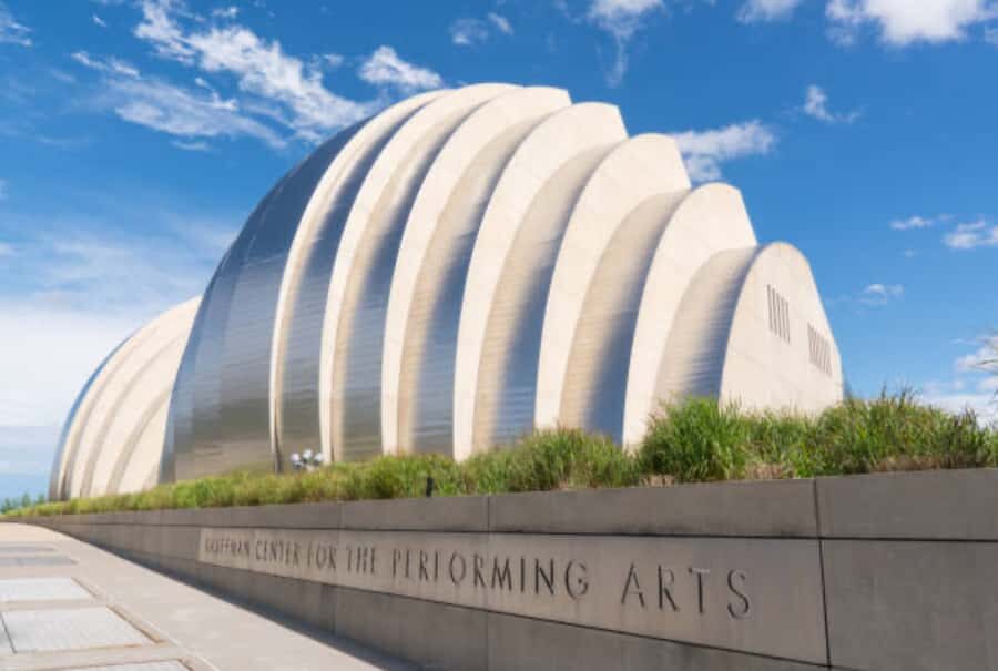 Kansas City Private Walking Tour: Art, Plazas & Museums - Architectural & Cultural Highlights