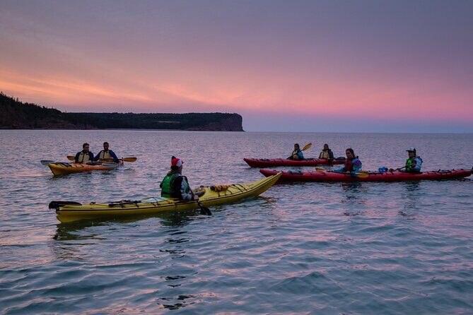Kayak the Bay of Fundy Sea Caves - An Overview of the Kayaking Experience