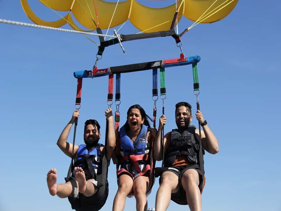 Kelowna: Okanagan Lake Parasailing - Who Will Love This?