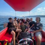 Kelowna: Private Boat Tour with Bluetooth Speaker - Who Should Consider This Tour?