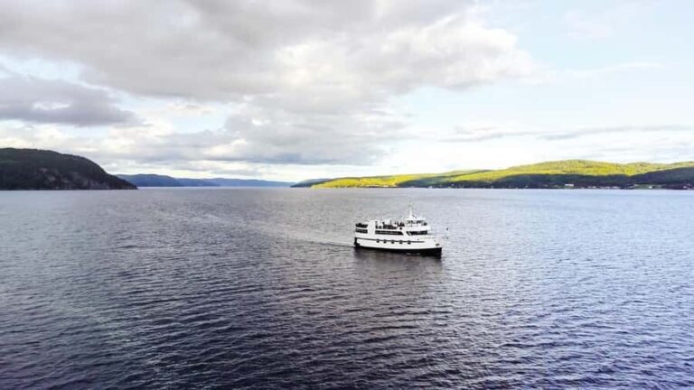 La Baie: 3-Hour Saguenay Fjord Classic Cruise with Guide - Itinerary Breakdown: What to Expect