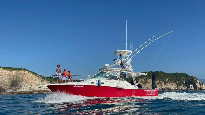 La Crucecita: Private Yacht Cruise in Huatulco with Drinks - An Unforgettable Day on the Sea: What to Expect