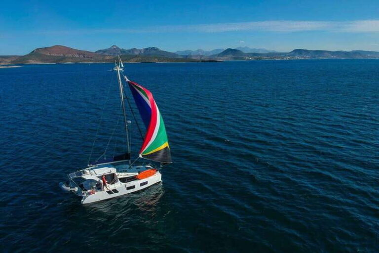 La Paz: Private catamaran to sloop with food and beverages included - Practical Details and Value