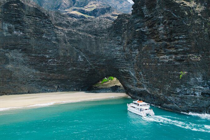 Lady Kailani Luxury Catamaran: Na Pali Sunset Dinner Tour - Frequently Asked Questions