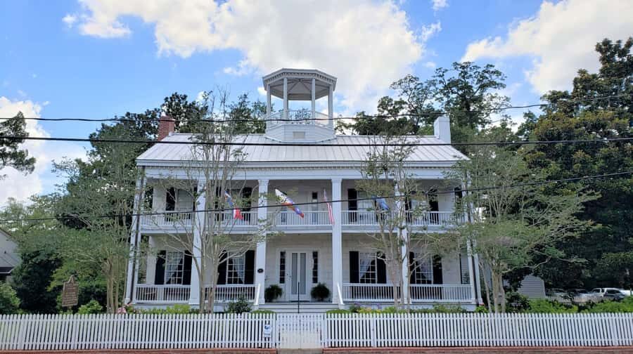 Lafayette: Cajun History & Folklore Walking Tour - Why This Tour Offers Great Value