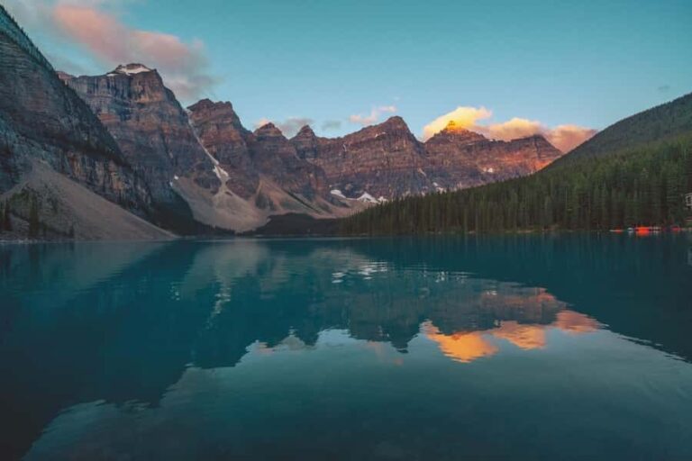 Lake Louise & Emerald/Moraine Lake Half Day Tour from Banff - An Overview of the Experience