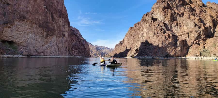 Lake Mead: VIP Kayak Tour to Hoover Dam with Lunch - An In-Depth Look at the Experience