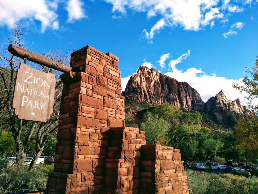 Las Vegas: Bryce and Zion National Parks Tour with Lunch - Authentic Experiences and Real-World Insights