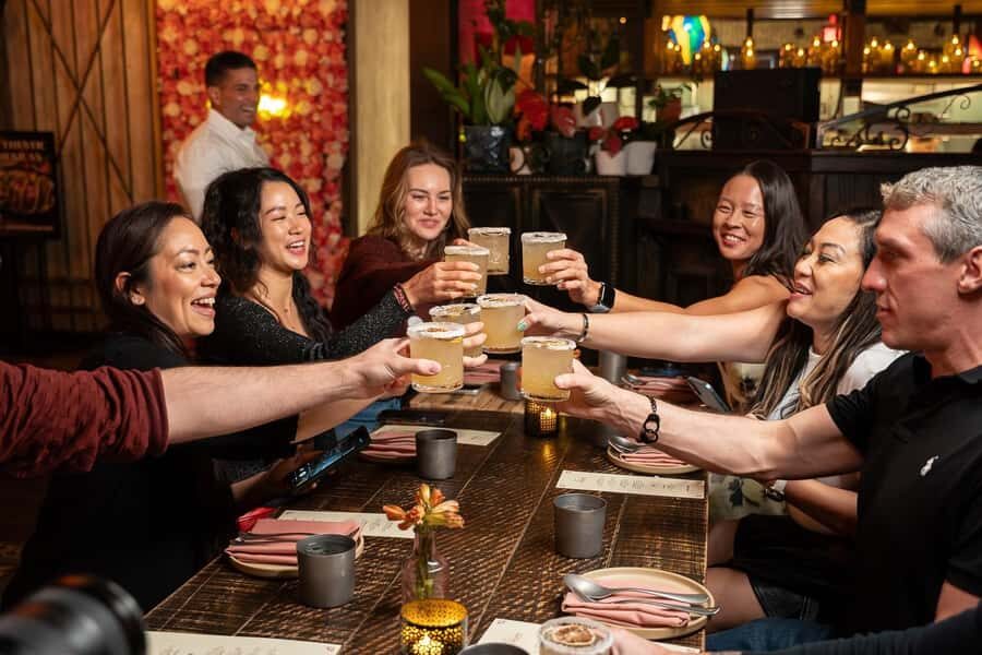 Las Vegas: Downtown Guided Food & Walking Tour - Deep Dive into the Itinerary