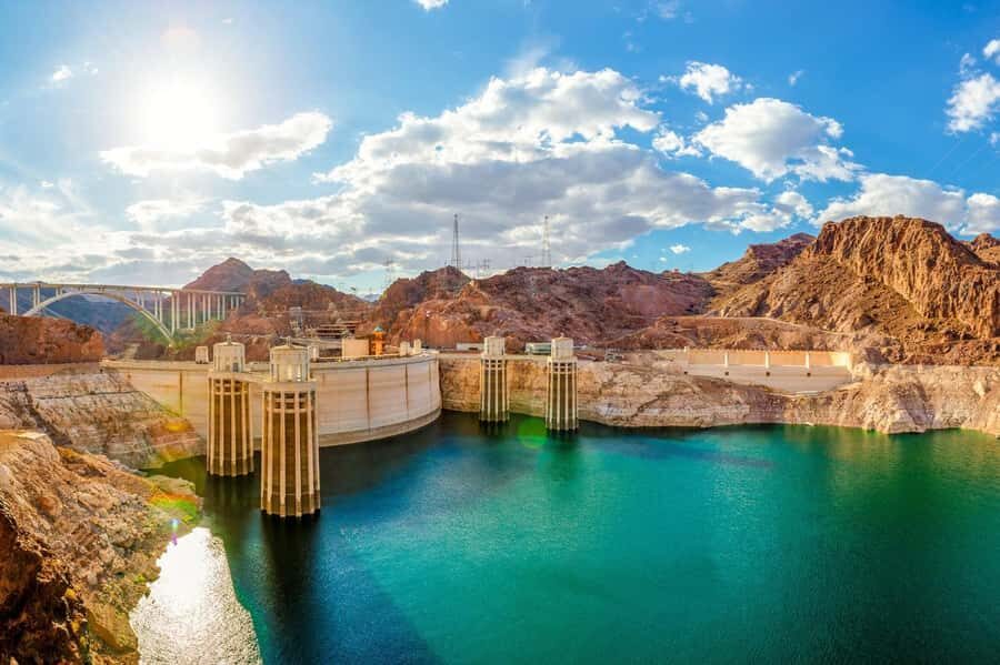 Las Vegas: Hoover Dam Walk on Top Tour - Who Will Love This Tour?