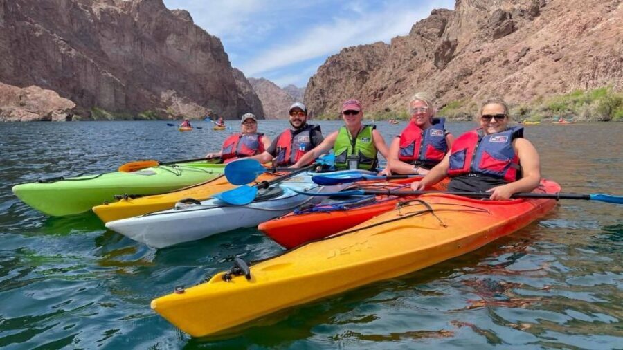Las Vegas: Kayak Rental without Transportation - The Midday Break and Optional Hike