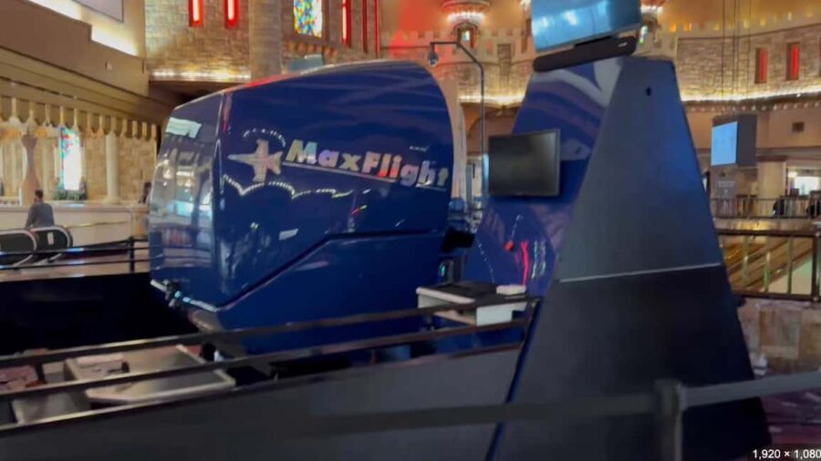 Las Vegas: Max Flight Simulator & 360° Roller Coaster - Comfort, Safety, and Restrictions