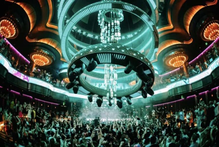 Las Vegas: VIP Club Crawl with Party Bus and Drinks - Why This Experience Offers Good Value