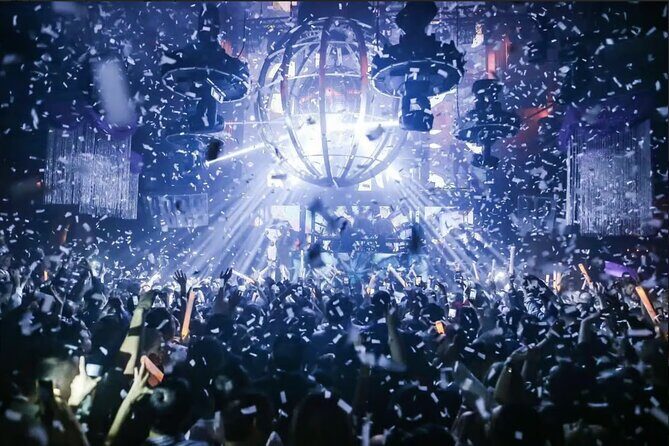 Las Vegas: VIP Club Crawl with Party Bus, Express Entry & Drinks - Transportation and Timing