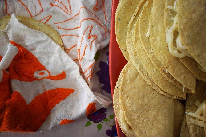 Learn to Cook Mexican Salsas - Why This Tour Works for Different Travelers