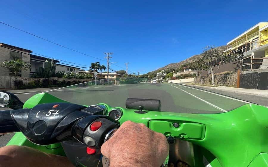 Lemon Rd: Waikiki Scoot Coupe Rental Kaka'ako & Downtown - The Experience: What You Can Expect