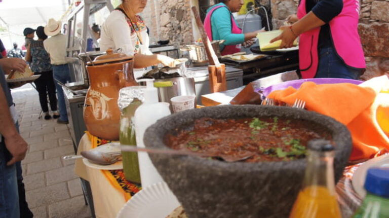 Leon: Cristero Rebellion Guided Tour with Breakfast - Discovering Mexico’s Hidden Civil War
