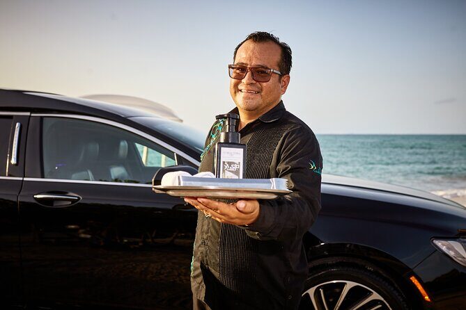 Lincoln Stretch limo from Cancun Hotel Zone to Cancun Airport - What to Expect During Your Ride